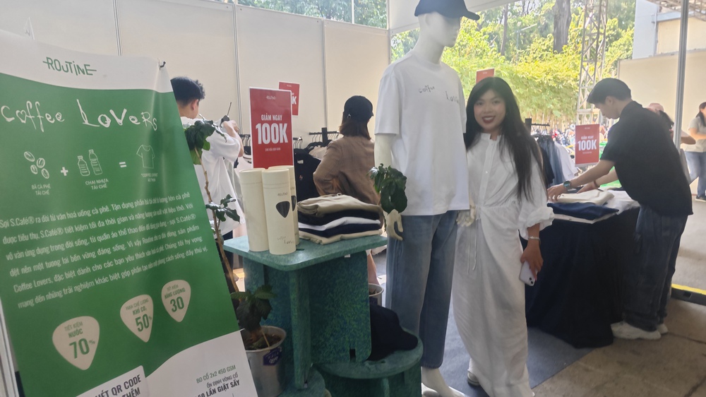 Dệt may &ndash; Gỗ Việt giữa cơn &lsquo;b&atilde;o&rsquo; thuế quan Mỹ: T&aacute;i định vị để sống c&ograve;n - Ảnh 4.