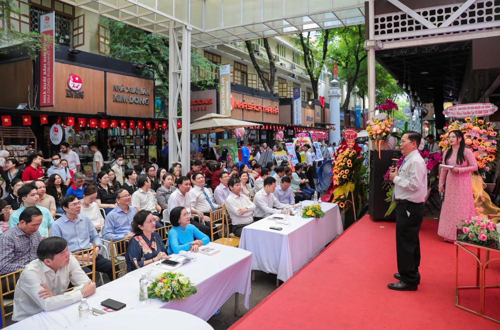 "Dấu ấn 30 năm nghề báo" của Nhà báo Tô Đình Tuân – chuyện làm nghề của một nhà báo tử tế - Ảnh 3.