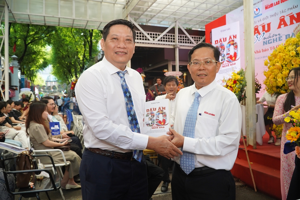 "Dấu ấn 30 năm nghề báo" của Nhà báo Tô Đình Tuân – chuyện làm nghề của một nhà báo tử tế - Ảnh 8.