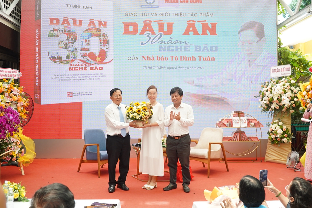 "Dấu ấn 30 năm nghề báo" của Nhà báo Tô Đình Tuân – chuyện làm nghề của một nhà báo tử tế - Ảnh 13.