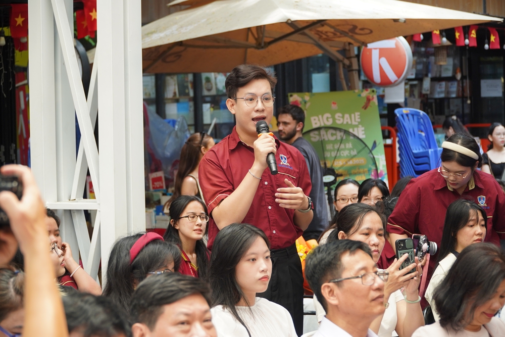 "Dấu ấn 30 năm nghề báo" của Nhà báo Tô Đình Tuân – chuyện làm nghề của một nhà báo tử tế - Ảnh 27.