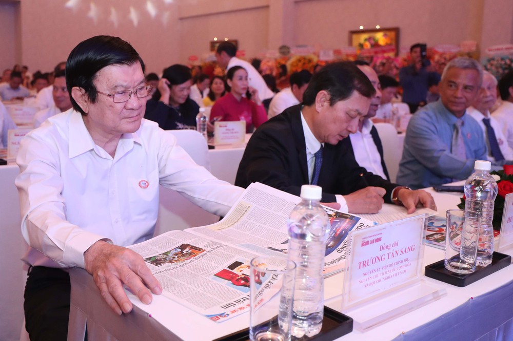 Toàn cảnh Lễ kỷ niệm 50 năm Ngày thành lập Báo Người Lao Động- Ảnh 2.