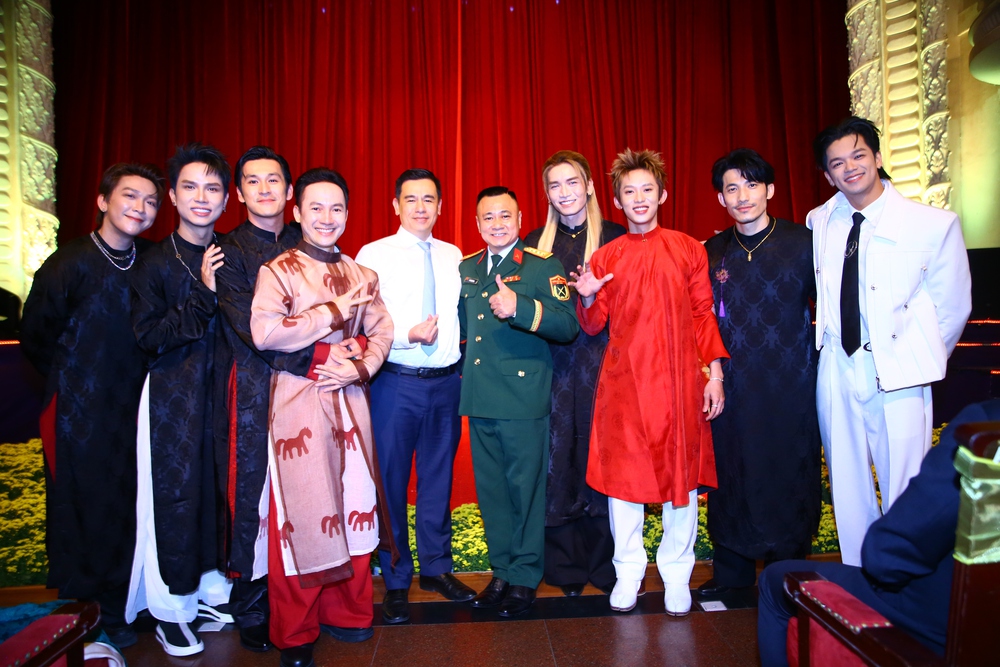 Lễ trao giải Mai V&agrave;ng lần thứ 31 &ndash; h&agrave;nh tr&igrave;nh tỏa s&aacute;ng của nghệ thuật Việt - Ảnh 9.