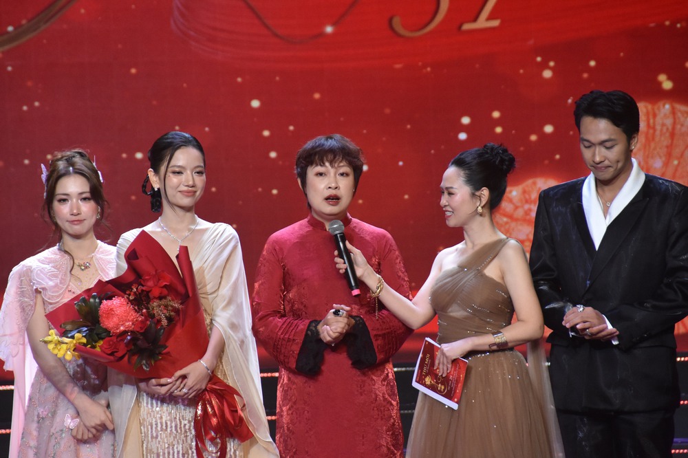 Lễ trao giải Mai V&agrave;ng lần thứ 31 &ndash; h&agrave;nh tr&igrave;nh tỏa s&aacute;ng của nghệ thuật Việt - Ảnh 31.