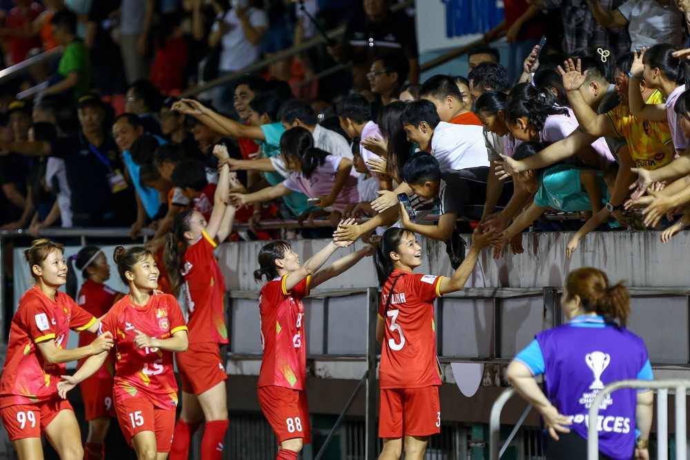 [Emagazine] - 12 dấu ấn nổi bật của TPHCM năm 2025 - Ảnh 69.