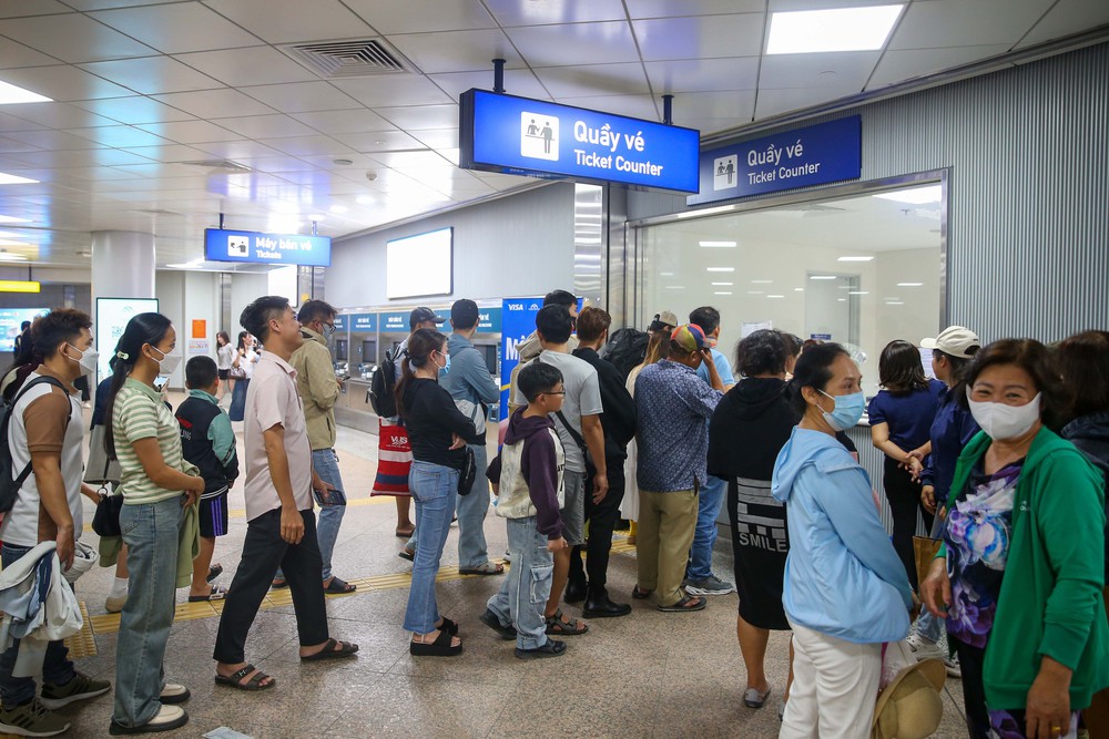 [Emagazine] - 12 dấu ấn nổi bật của TPHCM năm 2025 - Ảnh 48.