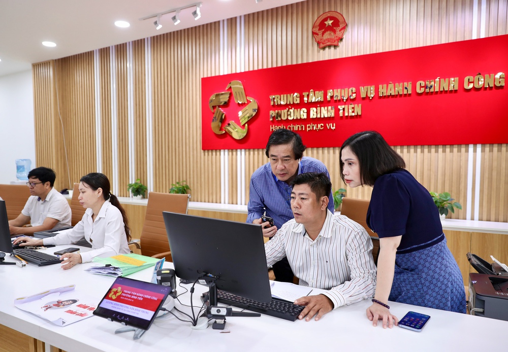 [Emagazine] - 12 dấu ấn nổi bật của TPHCM năm 2025 - Ảnh 4.