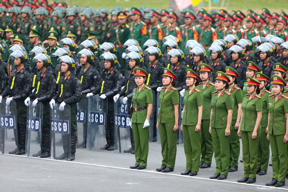 [Emagazine] - 12 dấu ấn nổi bật của TPHCM năm 2025 - Ảnh 75.