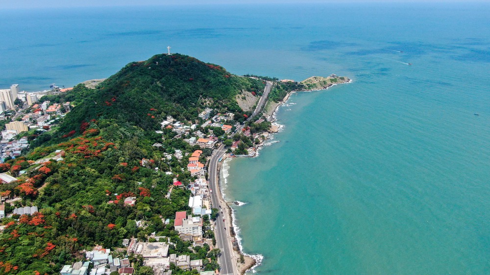 [Emagazine] - 12 dấu ấn nổi bật của TPHCM năm 2025 - Ảnh 3.