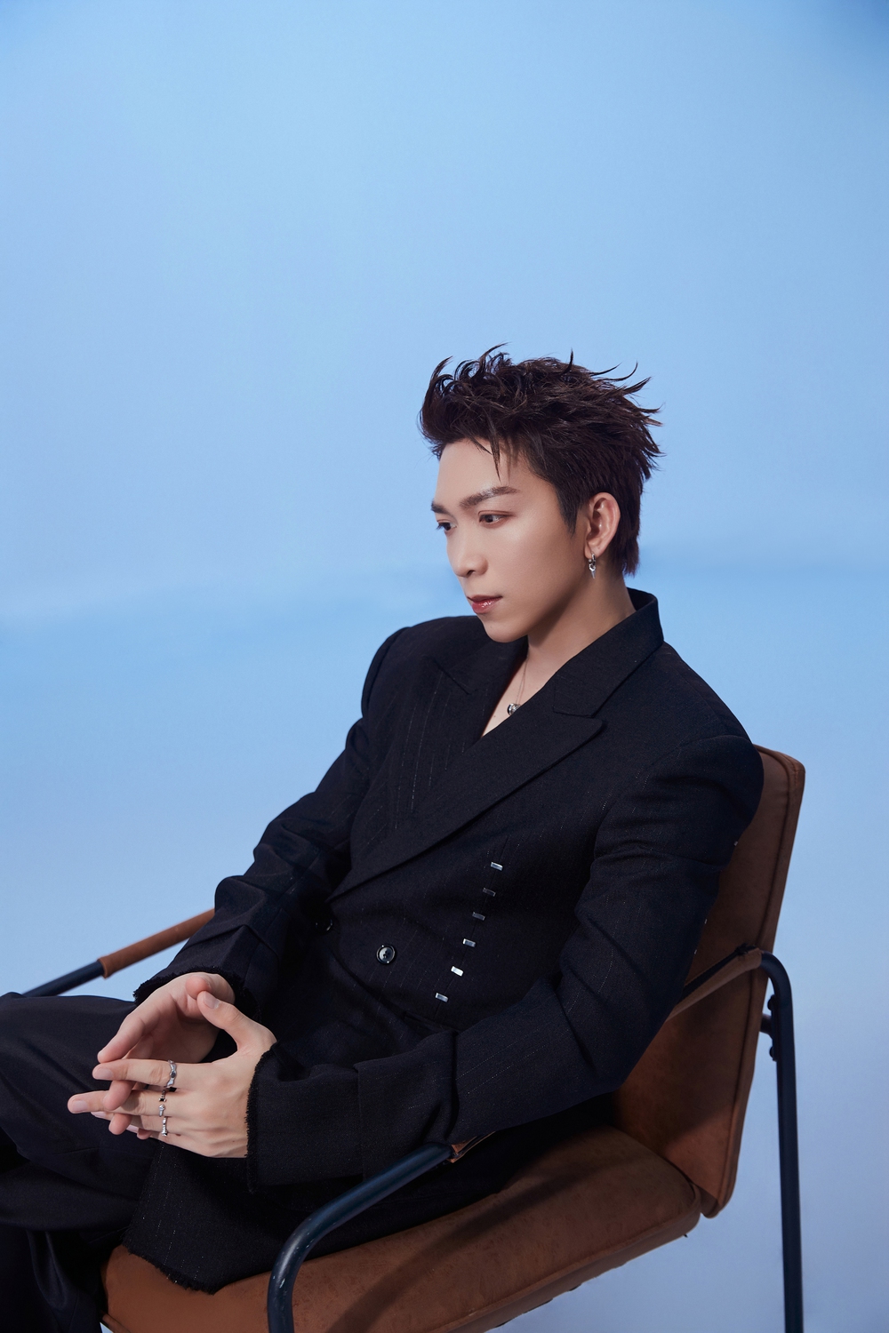 "Vẫn l&agrave; Tăng Ph&uacute;c, nhưng lu&ocirc;n l&agrave; một phi&ecirc;n bản tốt hơn mỗi ng&agrave;y"  - Ảnh 20.