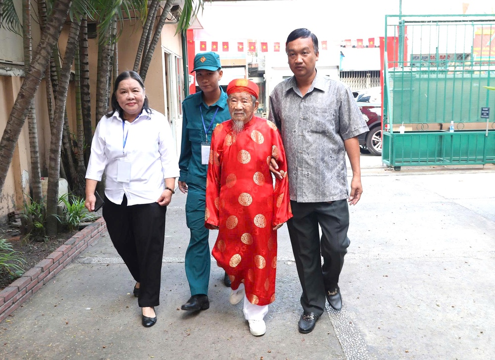 TP HCM: Tưng bừng "Ngày hội non sông" - Ảnh 65.