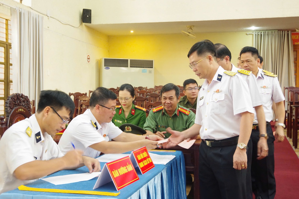 TP HCM: Tưng bừng "Ngày hội non sông" - Ảnh 75.