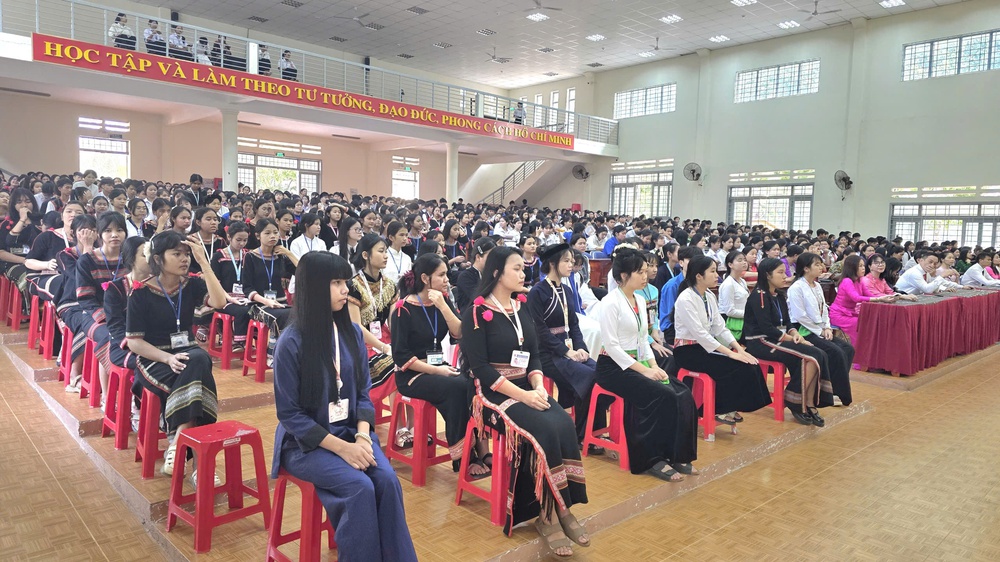 50 năm bền bỉ ươm mầm tri thức cho T&acirc;y Nguy&ecirc;n - Ảnh 26.