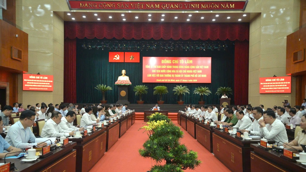 Tổng B&iacute; thư, Chủ tịch nước T&ocirc; L&acirc;m: Trung ương lu&ocirc;n quan t&acirc;m, đồng h&agrave;nh, ủng hộ TPHCM - Ảnh 13.