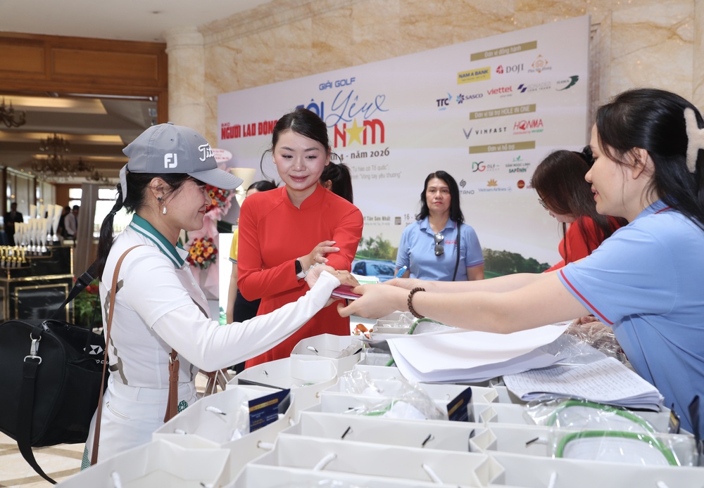 Những khoảnh khắc ấn tượng tại giải Golf "Tôi yêu Việt Nam" lần 4" - Ảnh 4.