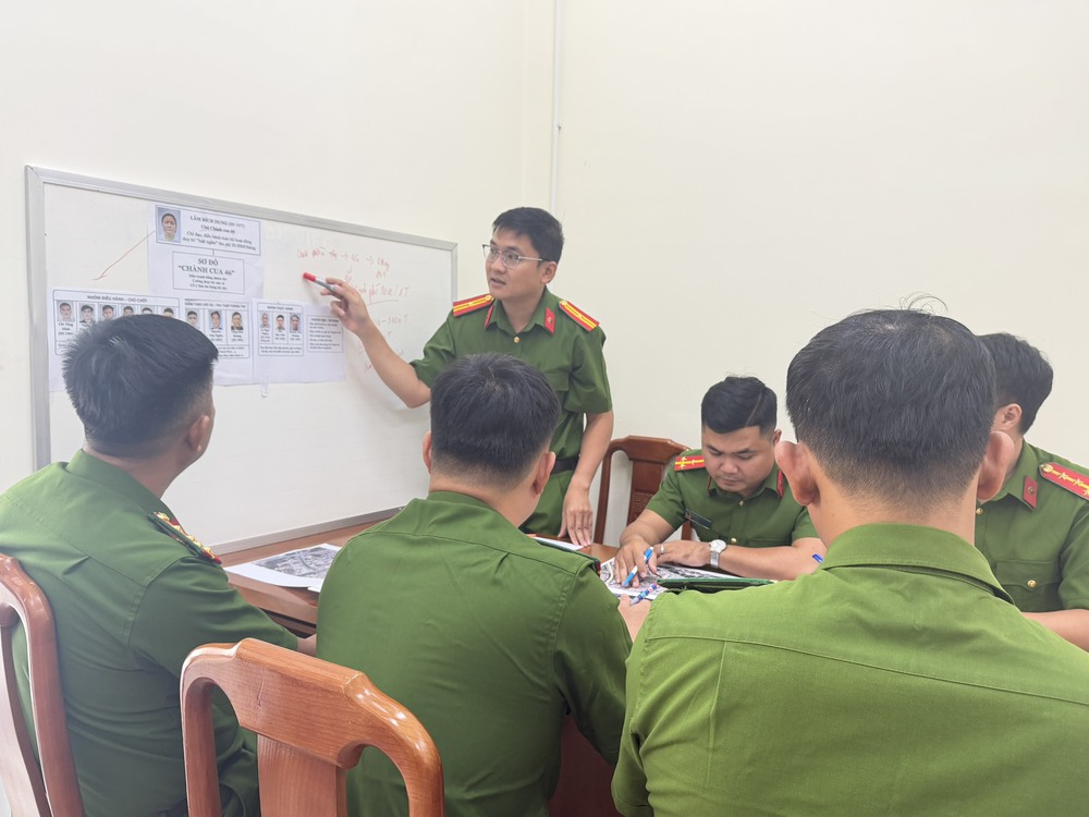 Phỏng vấn độc quyền: Chuyện chưa kể 8 th&aacute;ng r&ograve;ng r&atilde; ph&aacute; chuy&ecirc;n &aacute;n Ch&agrave;nh cua 46 - Ảnh 3.