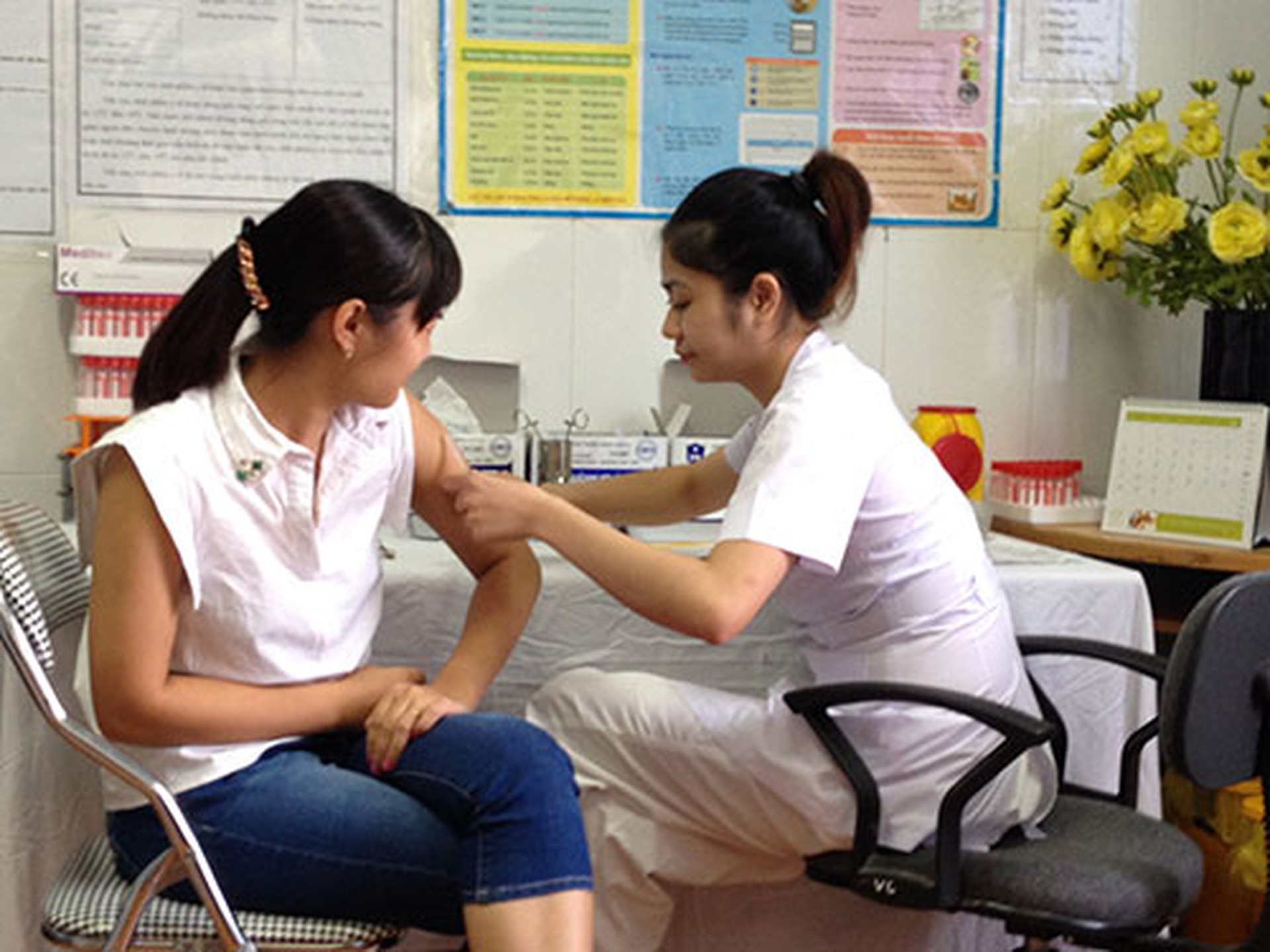 Ti&ecirc;m ph&ograve;ng vắc-xin vi&ecirc;m n&atilde;o Nhật Bản tại H&agrave; Nội
