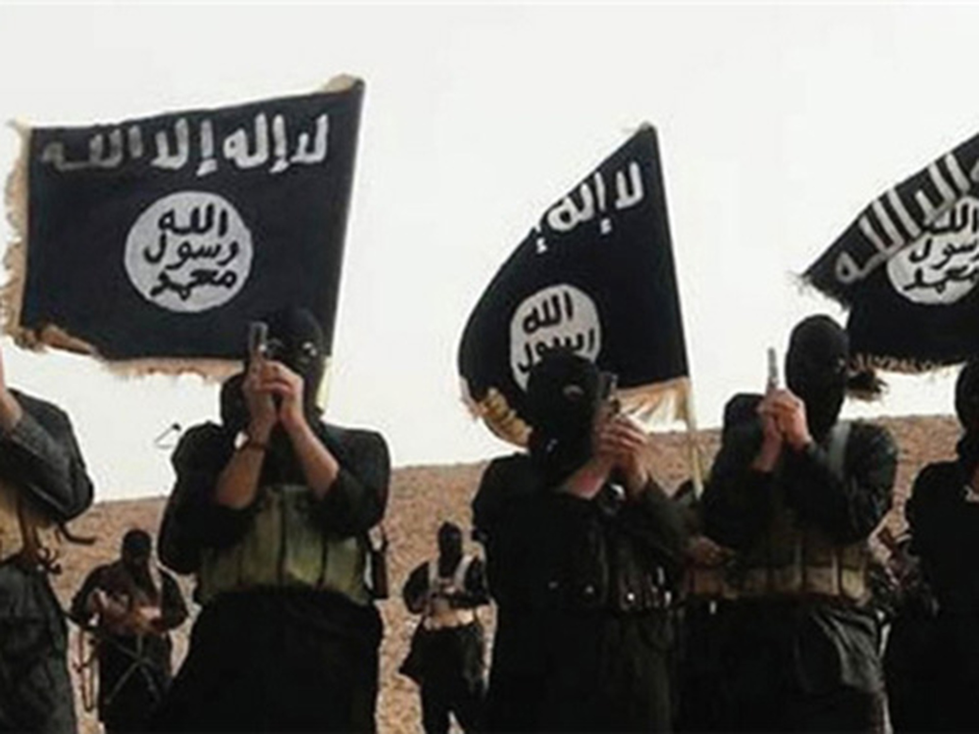 Với khả năng t&agrave;i ch&iacute;nh dồi d&agrave;o, ISIL trả lương cho c&aacute;c chiến binh hậu hĩ Ảnh: KRMAGAZINE