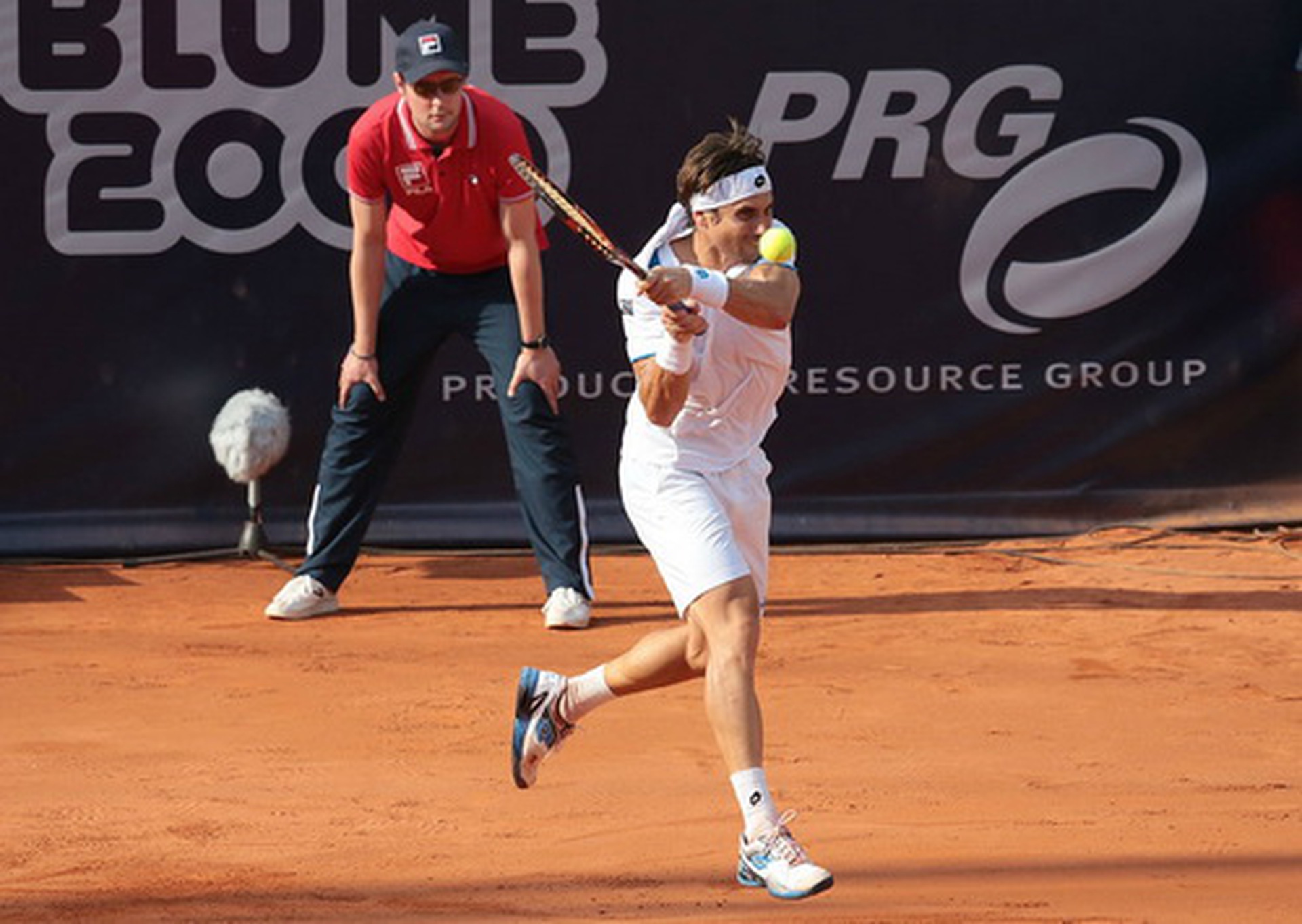 David Ferrer chờ đối đầu c&ugrave;ng Victor Burgos