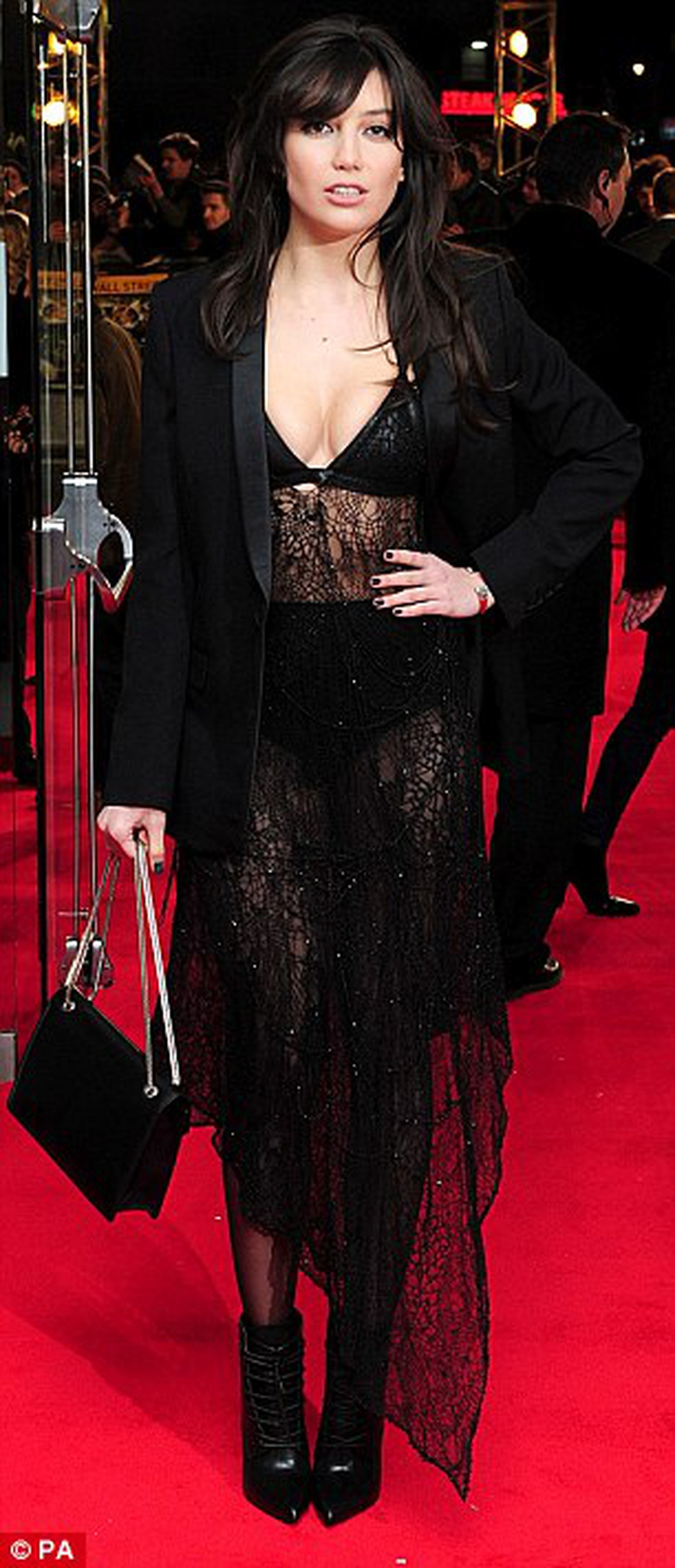 &nbsp;Daisy Lowe