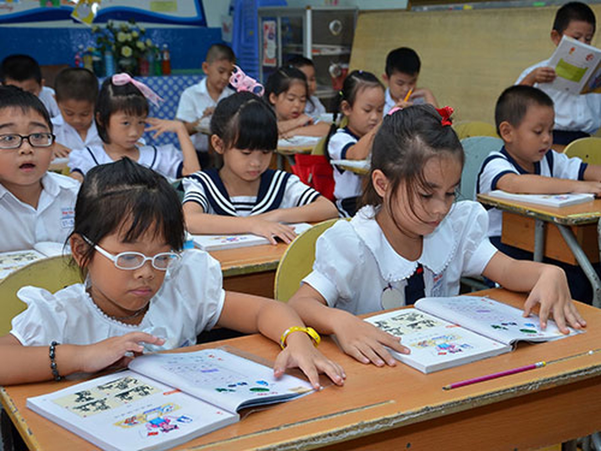 S&aacute;ch gi&aacute;o khoa sẽ được viết lạiẢnh: Tấn Thạnh