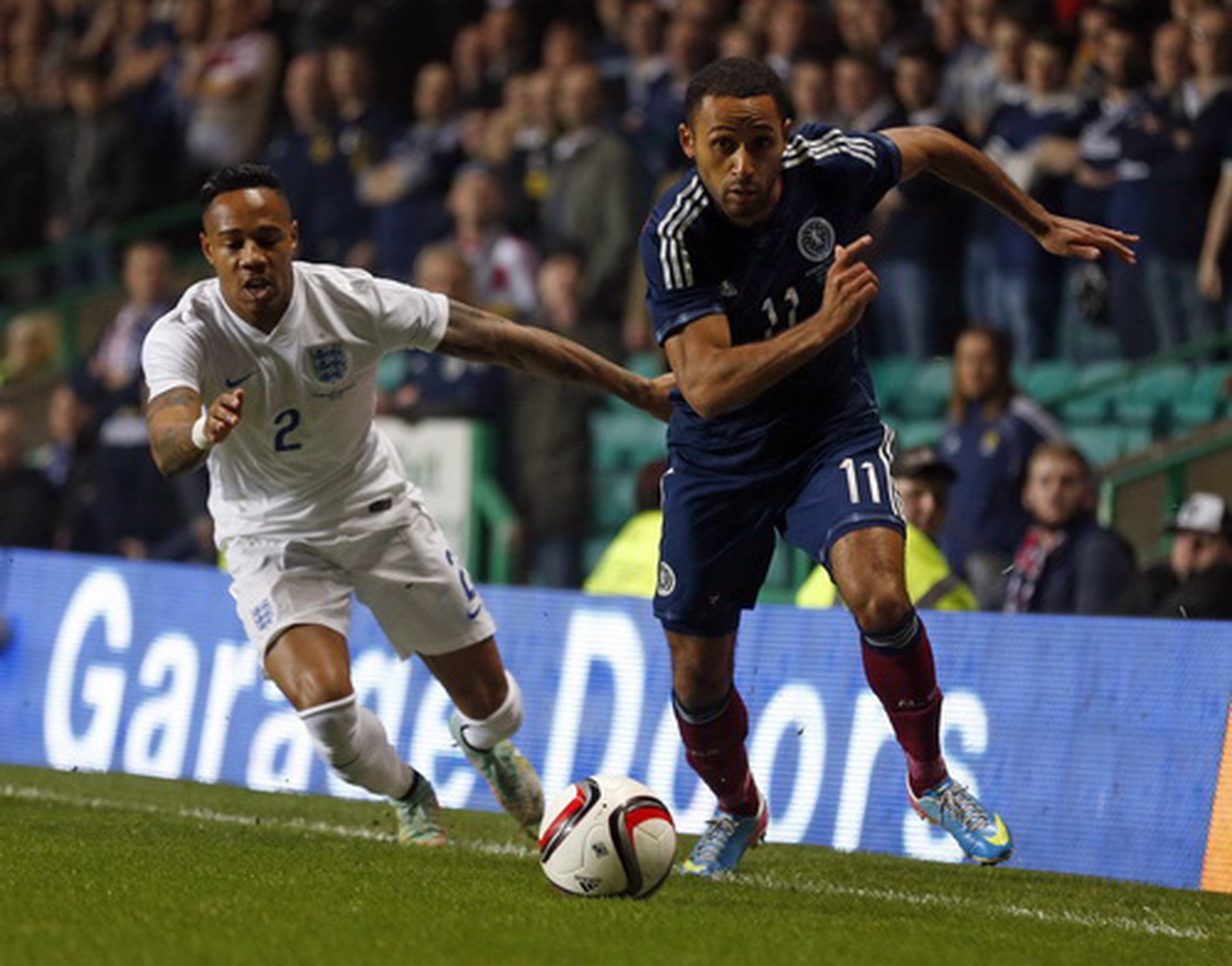 Nathaniel Clyne (2, Anh) v&agrave; Ikechi