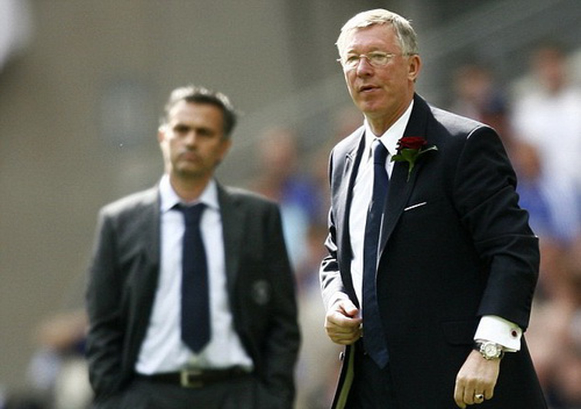 Mourinho muốn x&acirc;y dựng đế chế Chelsea như Sir Alex Ferguson đ&atilde; l&agrave;m với M.U