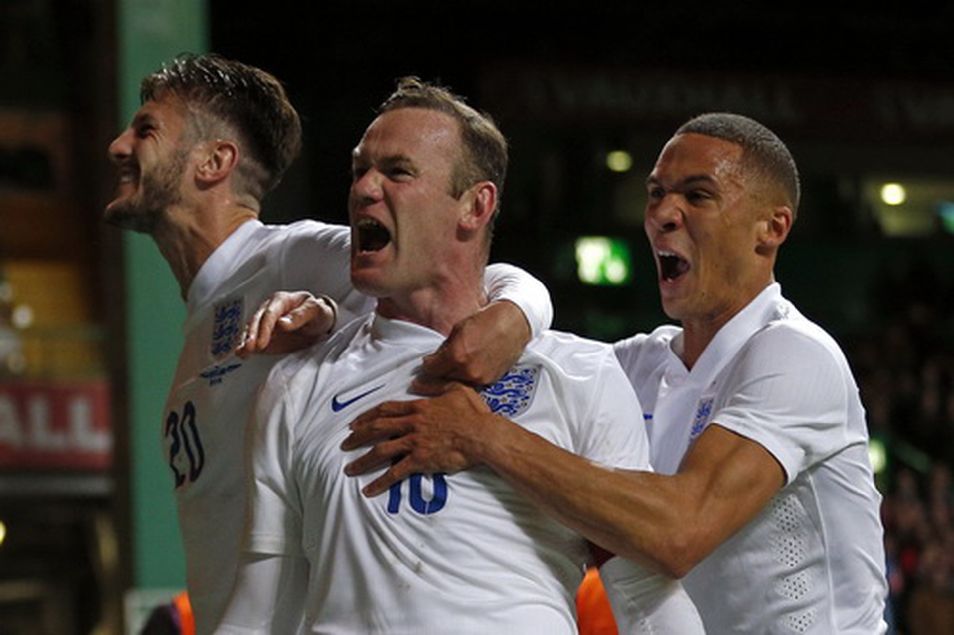 Niềm vui của Rooney v&agrave; tuyển Anh