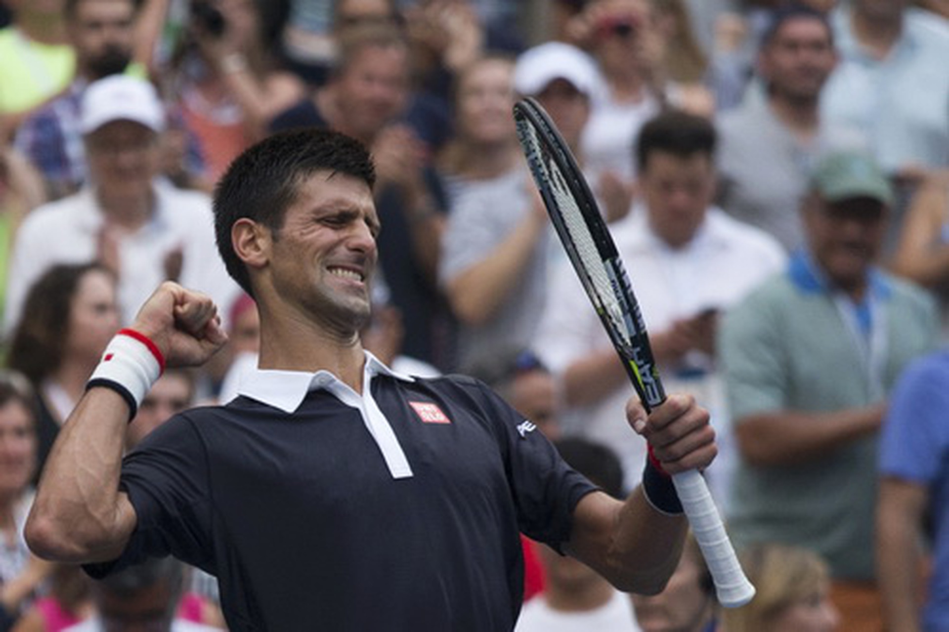 Djokovic v&agrave;o v&ograve;ng 4