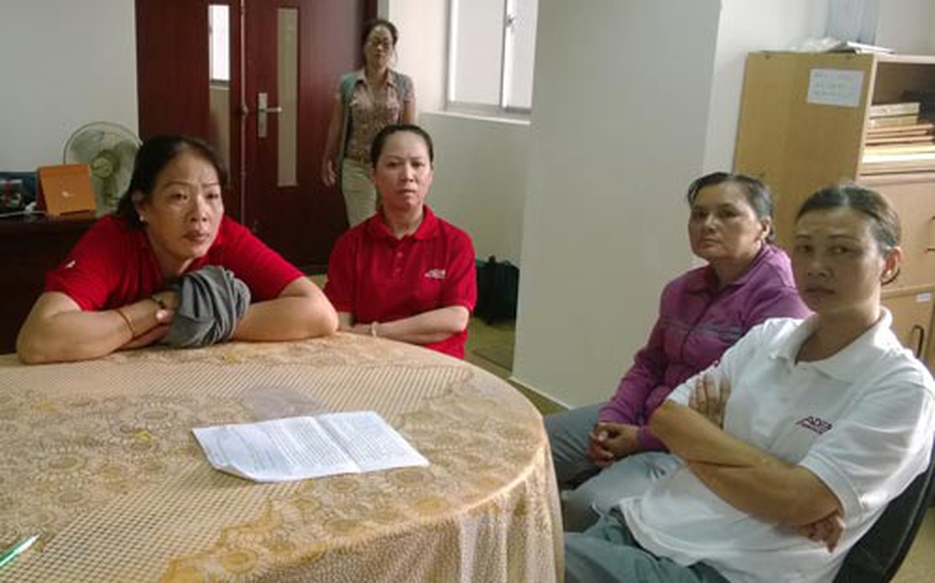 Người lao động đến nhờ B&aacute;o Người Lao Động can thiệp, bảo vệ quyền lợi