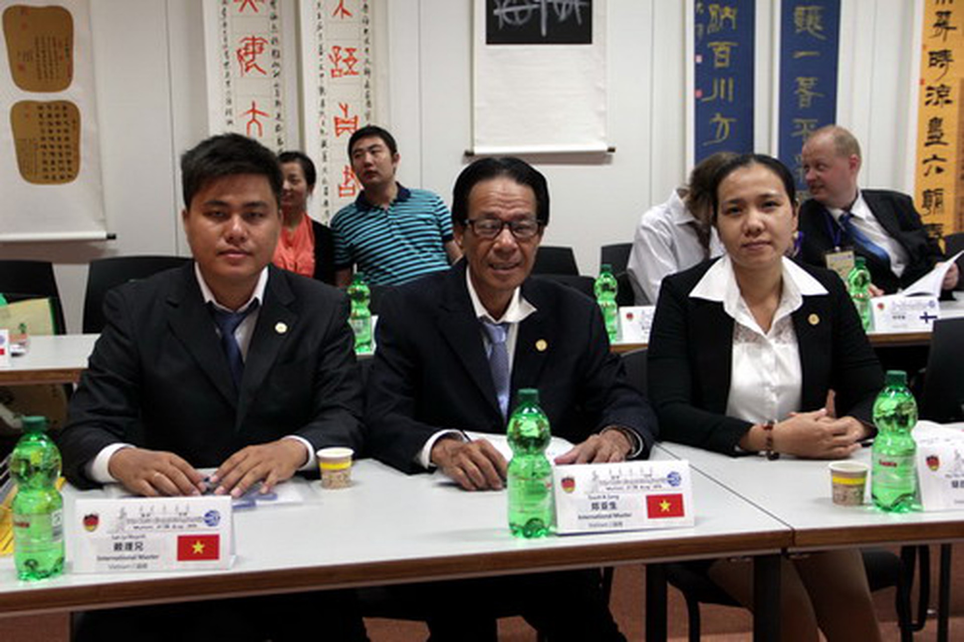 Tham dự giải v&ocirc; địch thế giới