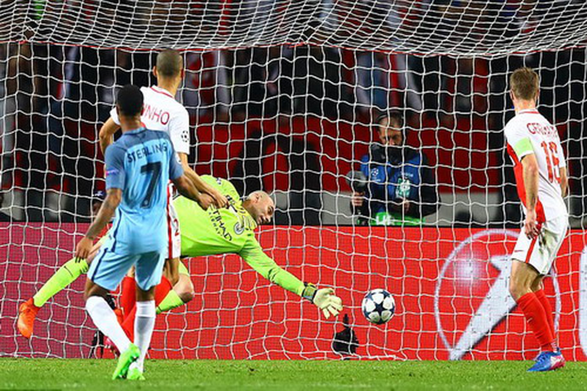 Fabinho ghi b&agrave;n thắng thứ 10 m&ugrave;a n&agrave;y cho Monaco