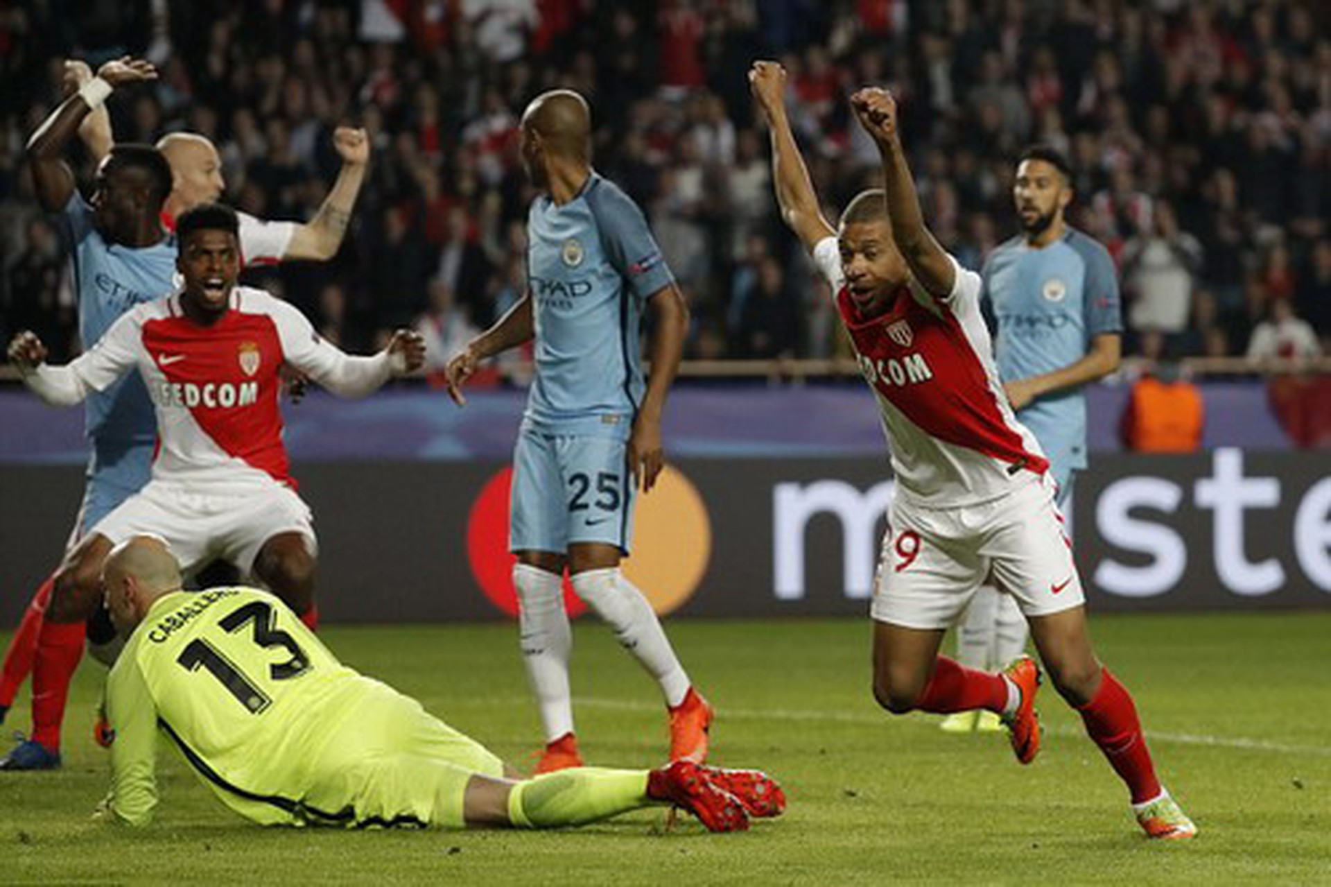 Kylian Mbappe l&agrave; ch&acirc;n s&uacute;t hot nhất ch&acirc;u &Acirc;u giai đoạn cuối m&ugrave;a