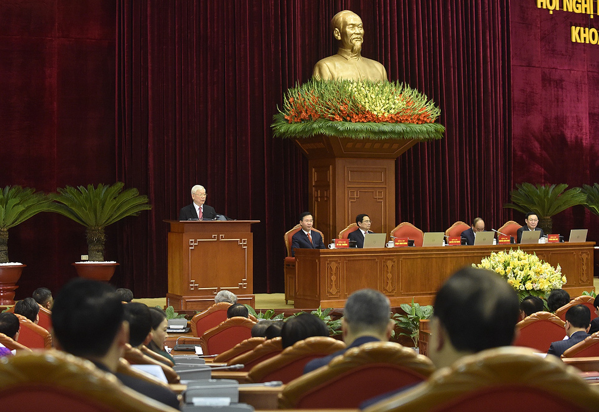 CH&Ugrave;M ẢNH: Khai mạc Hội nghị Trung ương 2 - Ảnh 5.