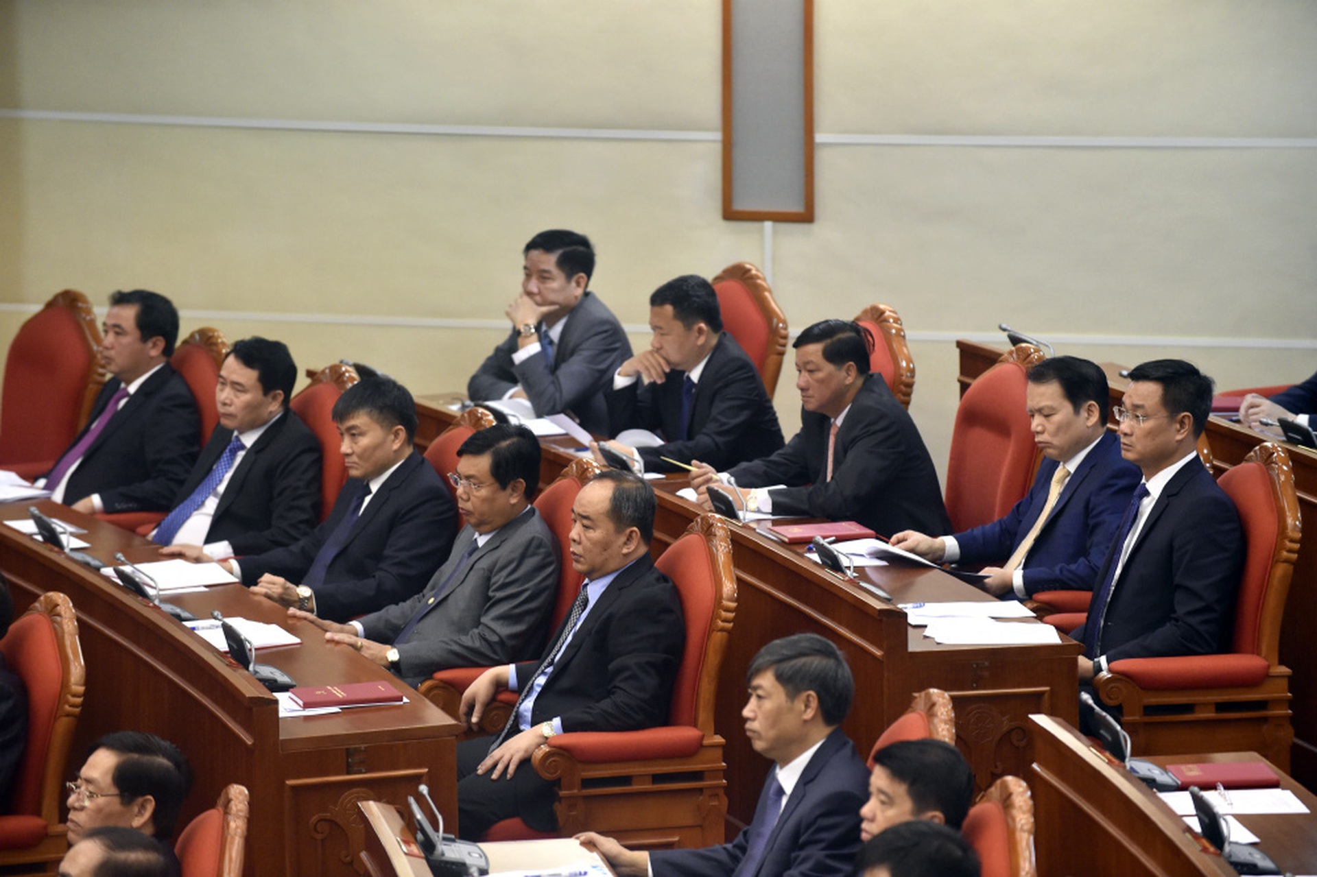 CH&Ugrave;M ẢNH: Khai mạc Hội nghị Trung ương 2 - Ảnh 13.