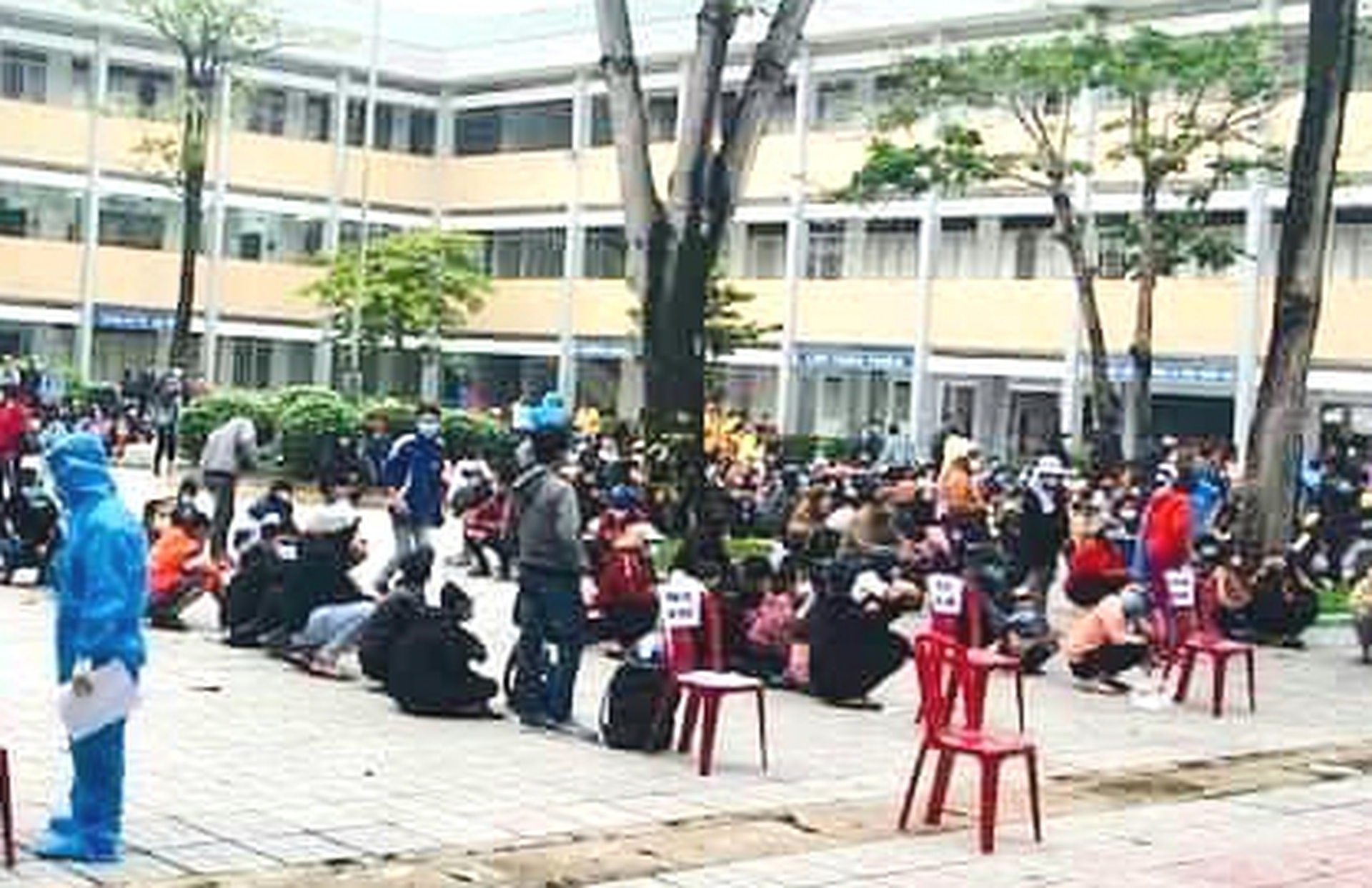 L&atilde;nh đạo An Giang l&ecirc;n tiếng về th&ocirc;ng tin xuy&ecirc;n tạc cấm cửa, kh&ocirc;ng cho d&acirc;n về qu&ecirc; - Ảnh 2.