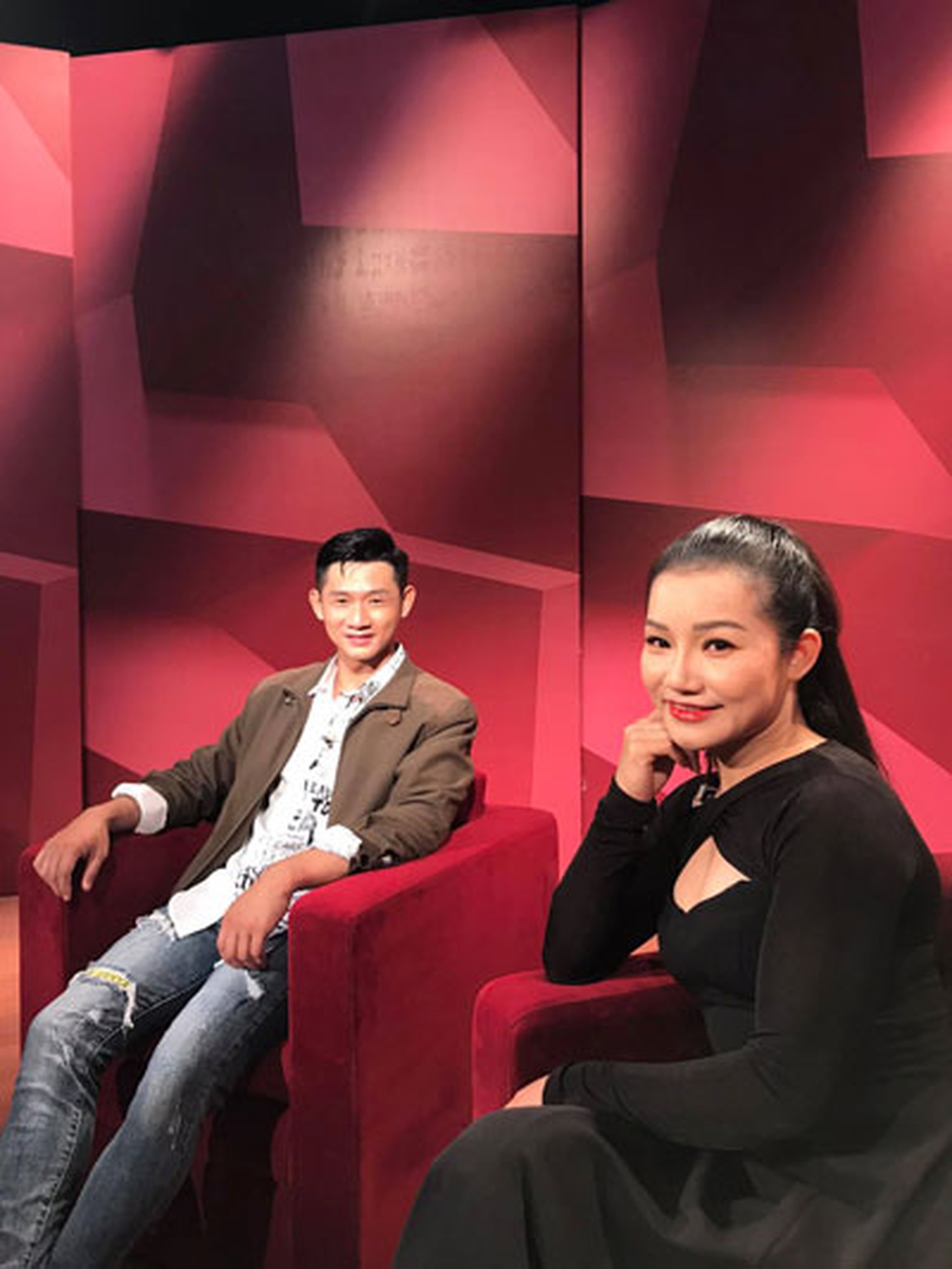 Cặp đ&ocirc;i xiếc Hiền Phước - Thanh Hoa: Mơ đưa xiếc Việt ra thế giới - Ảnh 1.
