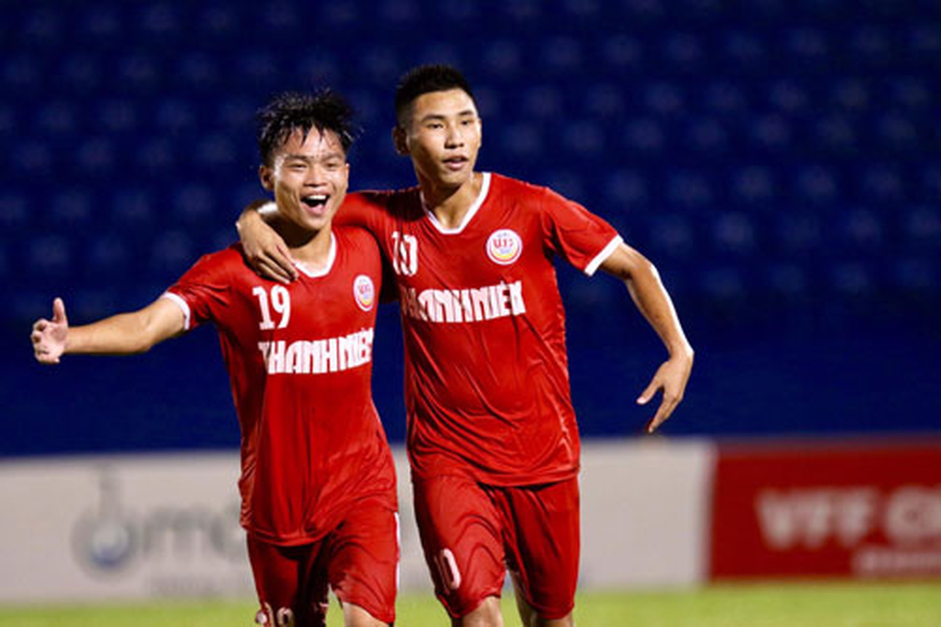 VCK U19 quốc gia 2021: Đại chiến giữa hai l&ograve; đ&agrave;o tạo danh tiếng - Ảnh 1.