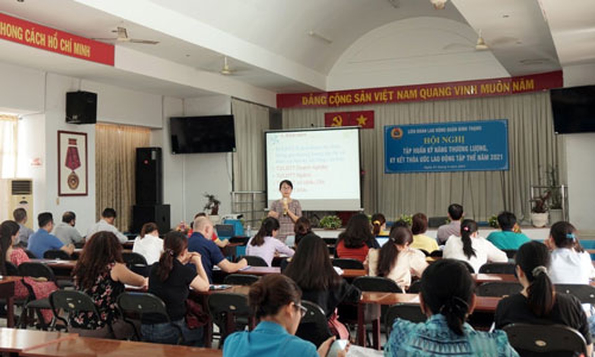 N&acirc;ng chất thỏa ước lao động tập thể - Ảnh 1.