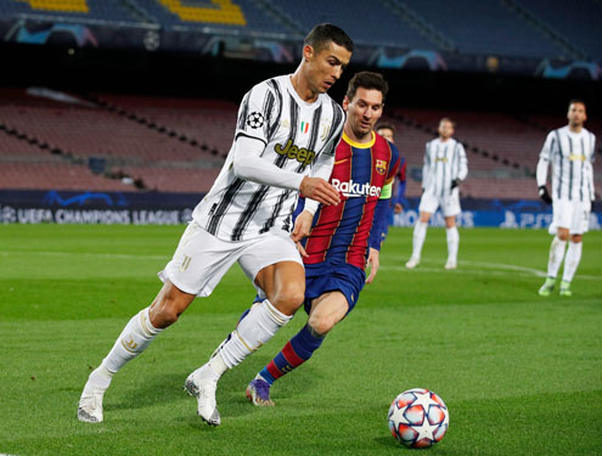 Ronaldo sẽ đầu qu&acirc;n cho PSG? - Ảnh 1.