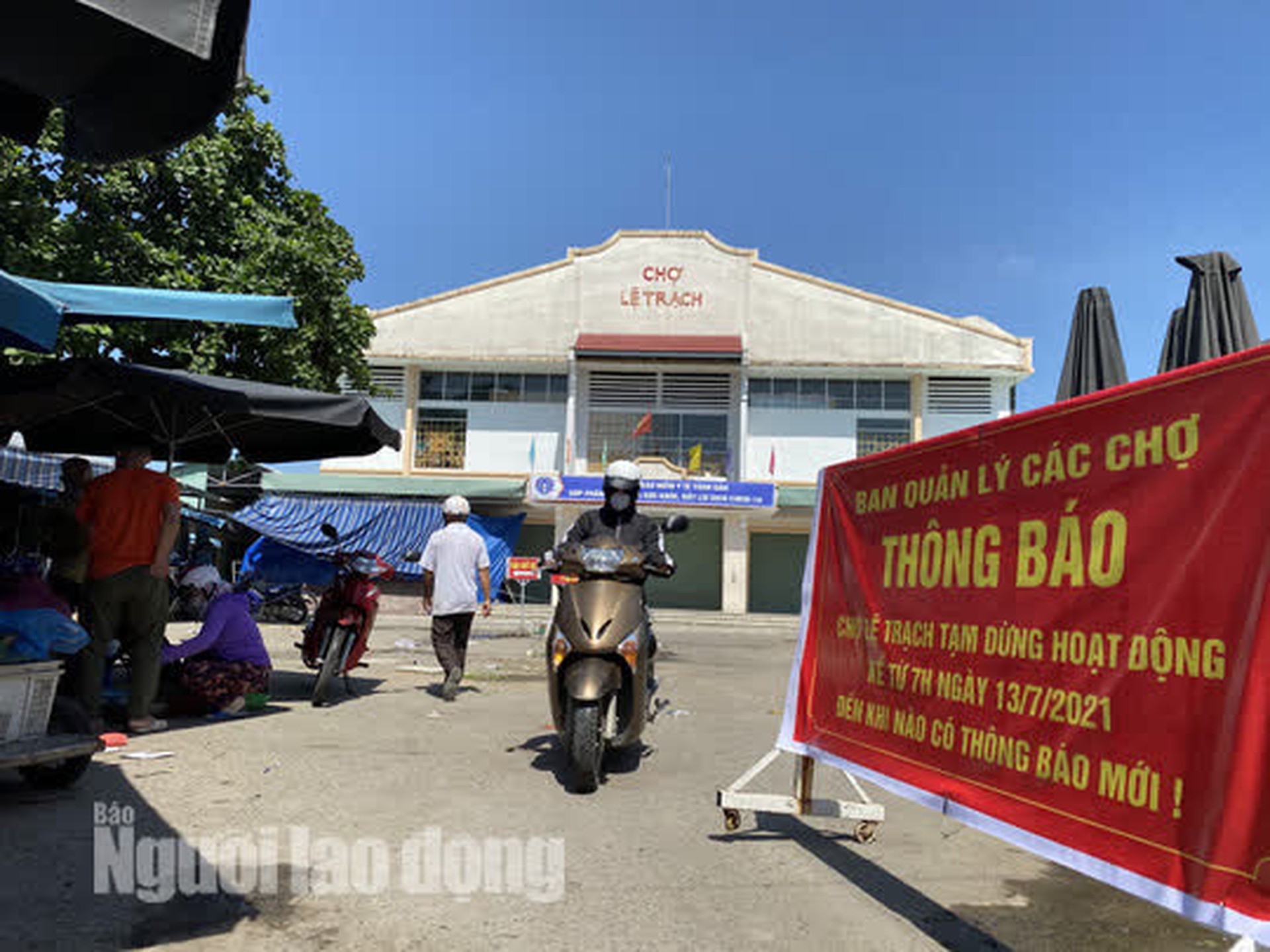 Đ&agrave; Nẵng dừng hoạt động 1 chợ, x&eacute;t nghiệm hơn 300 tiểu thương - Ảnh 1.