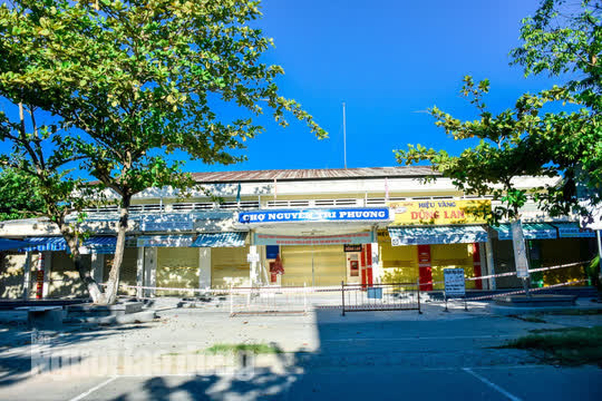 Đ&agrave; Nẵng bắt đầu thực hiện ai ở đ&acirc;u th&igrave; ở đ&oacute;, ra ngo&agrave;i kh&ocirc;ng l&yacute; do sẽ bị xử nghi&ecirc;m - Ảnh 6.