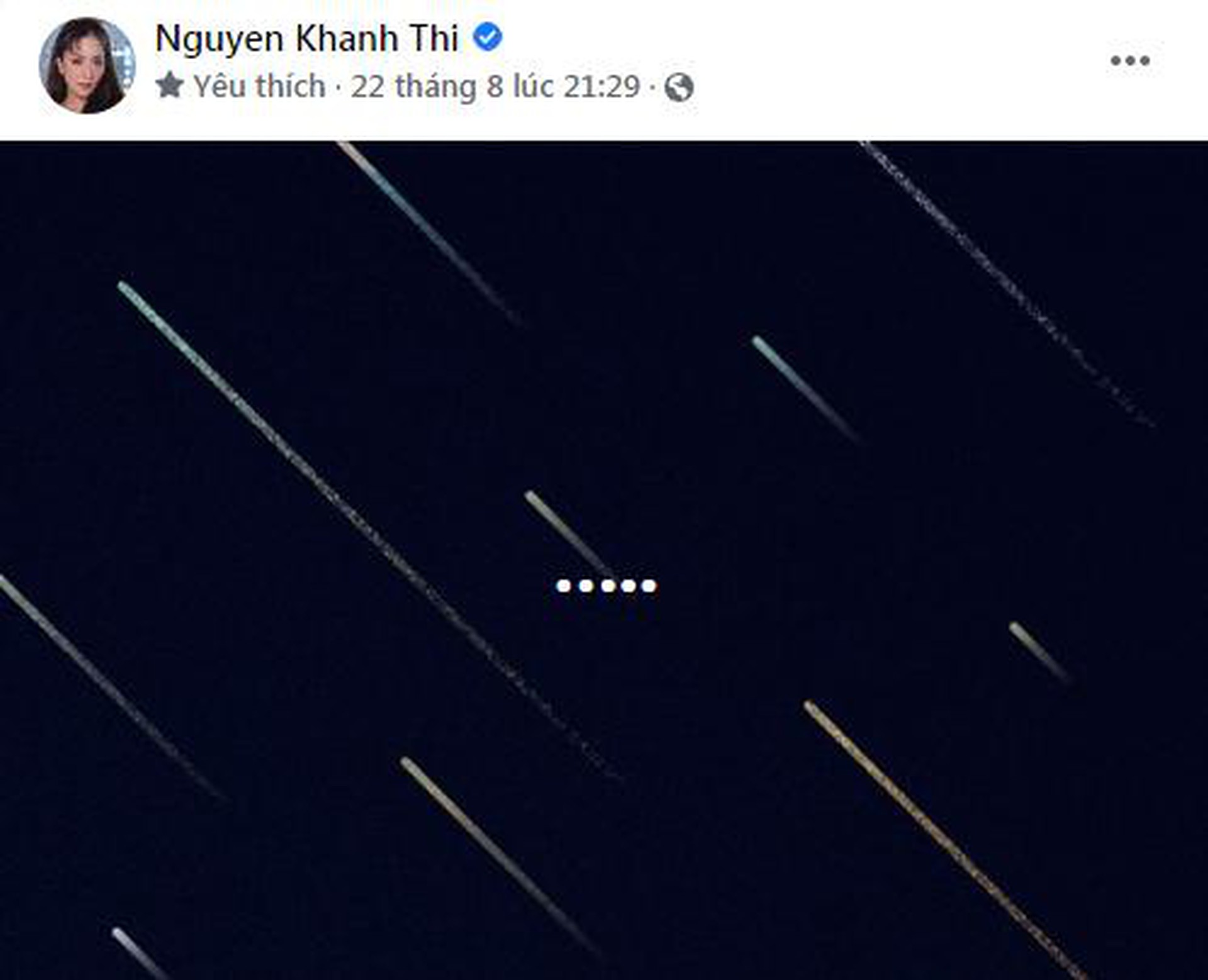 4 giờ s&aacute;ng, Kh&aacute;nh Thi livestream kh&oacute;c l&oacute;c khiến nhiều người hoang mang - Ảnh 5.