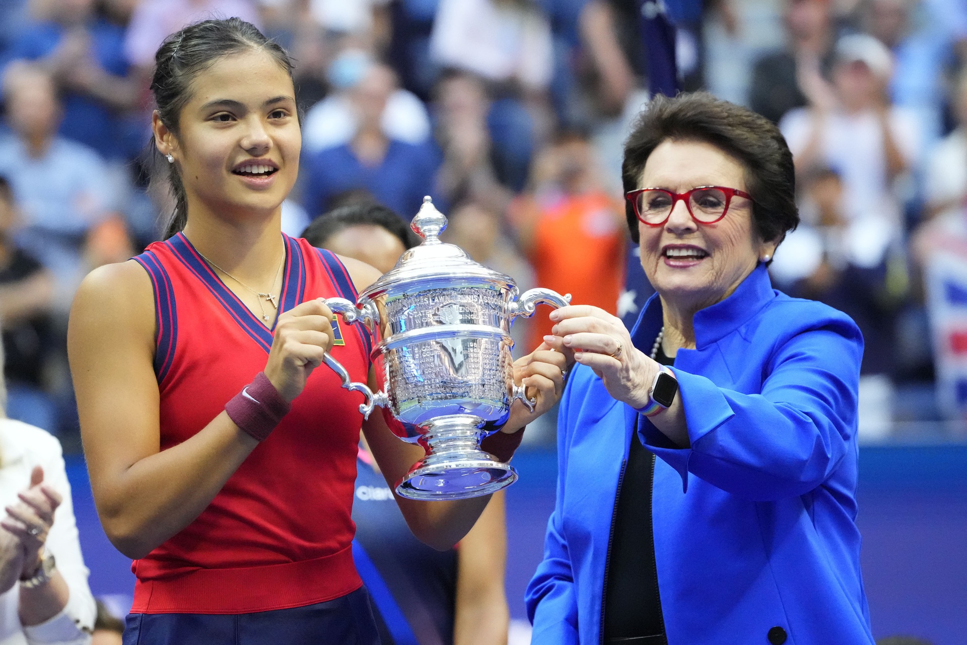 Tay vợt xinh đẹp 18 tuổi tạo kỷ lục hiếm c&oacute; khi đăng quang US Open 2021 - Ảnh 5.