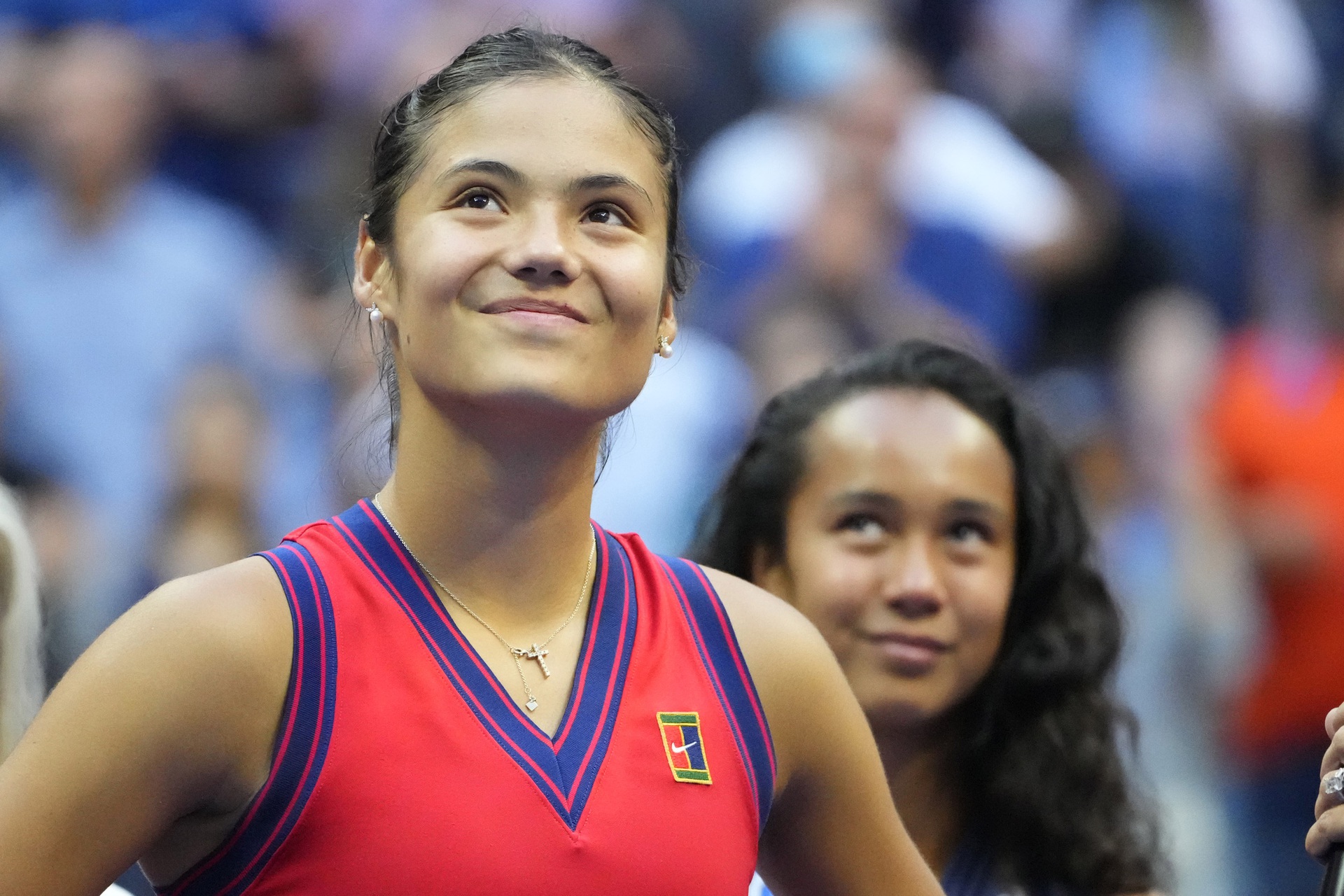 Tay vợt xinh đẹp 18 tuổi tạo kỷ lục hiếm c&oacute; khi đăng quang US Open 2021 - Ảnh 4.