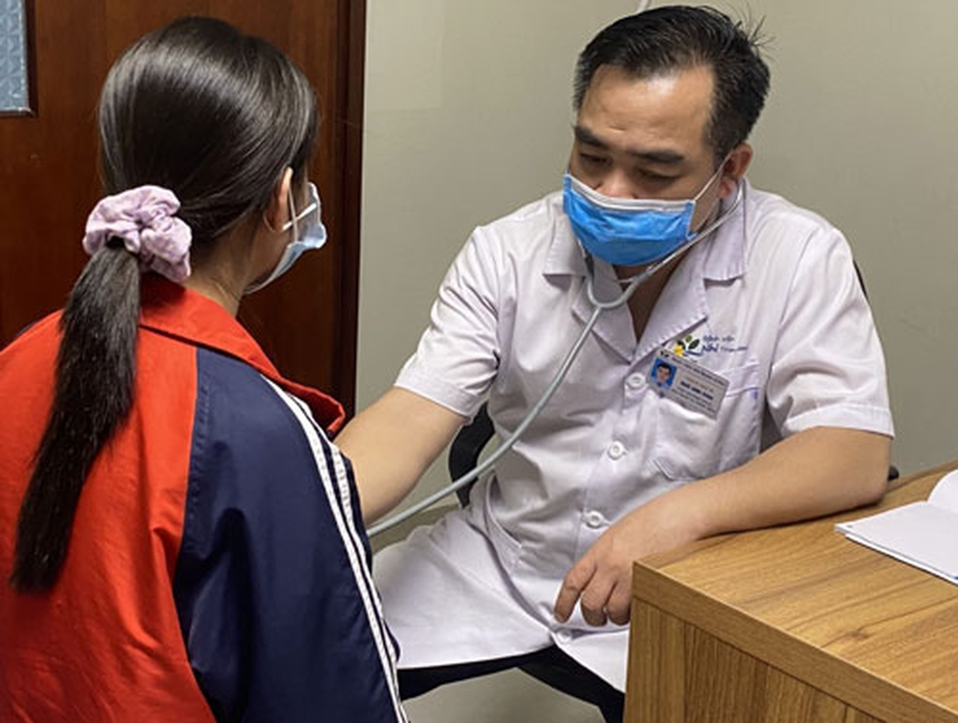 Chấn động t&acirc;m l&yacute; ở trẻ vị th&agrave;nh ni&ecirc;n - Ảnh 1.