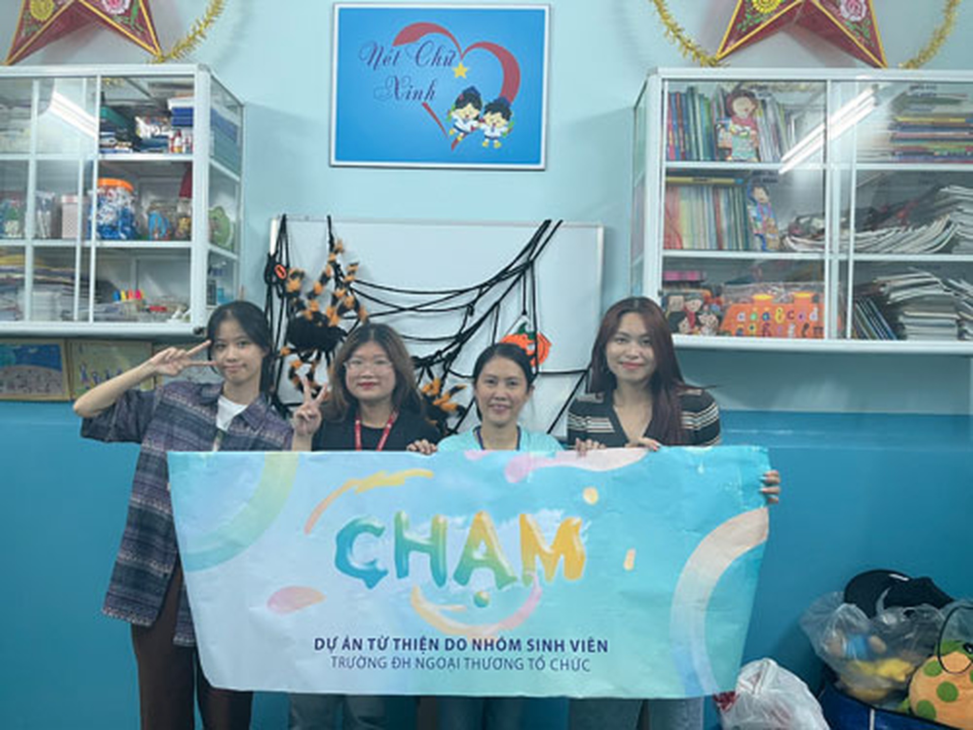 Trưởng th&agrave;nh c&ugrave;ng dự &aacute;n cộng đồng - Ảnh 1.