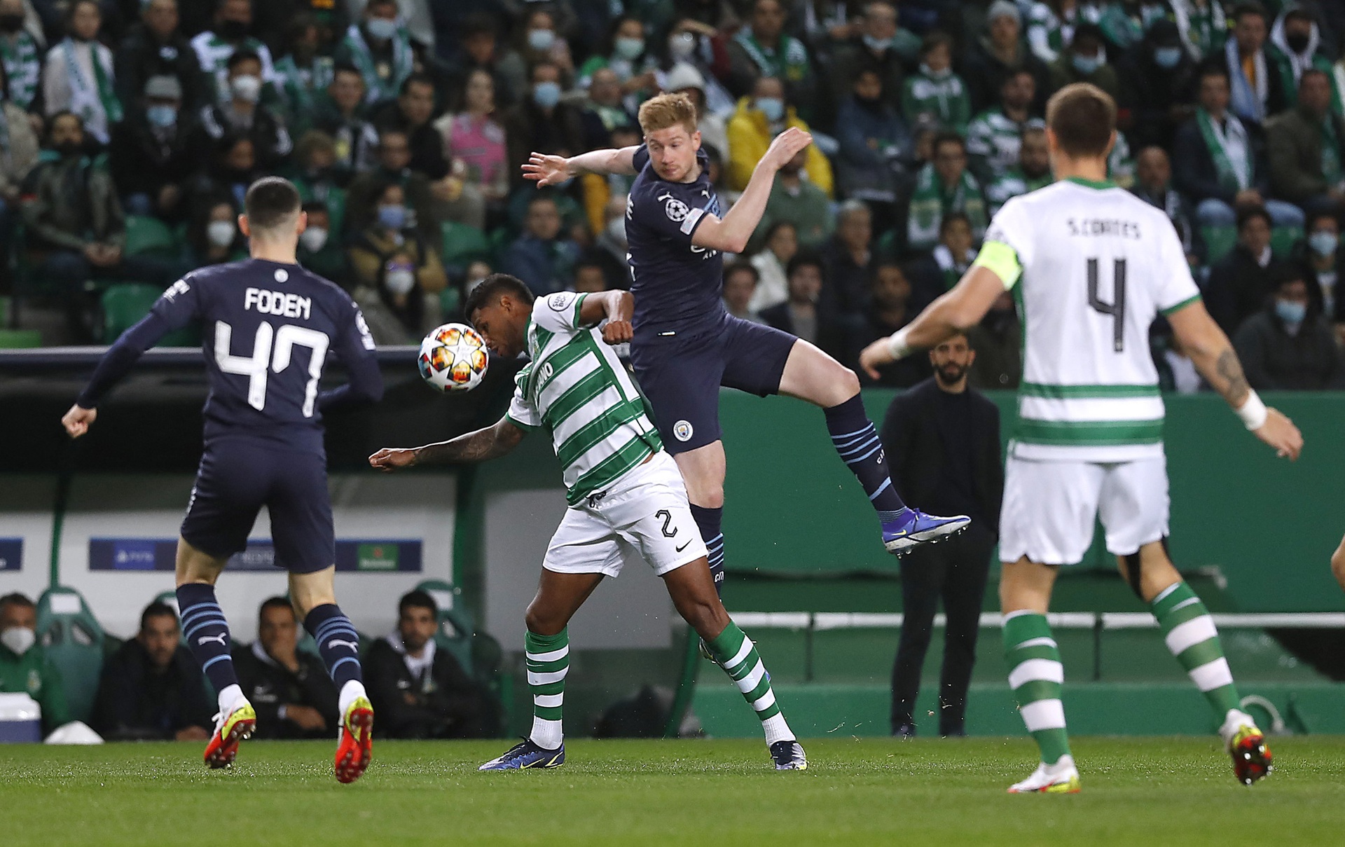 V&ugrave;i dập chủ nh&agrave; Sporting CP, Man City chắc suất tứ kết Champions League - Ảnh 1.