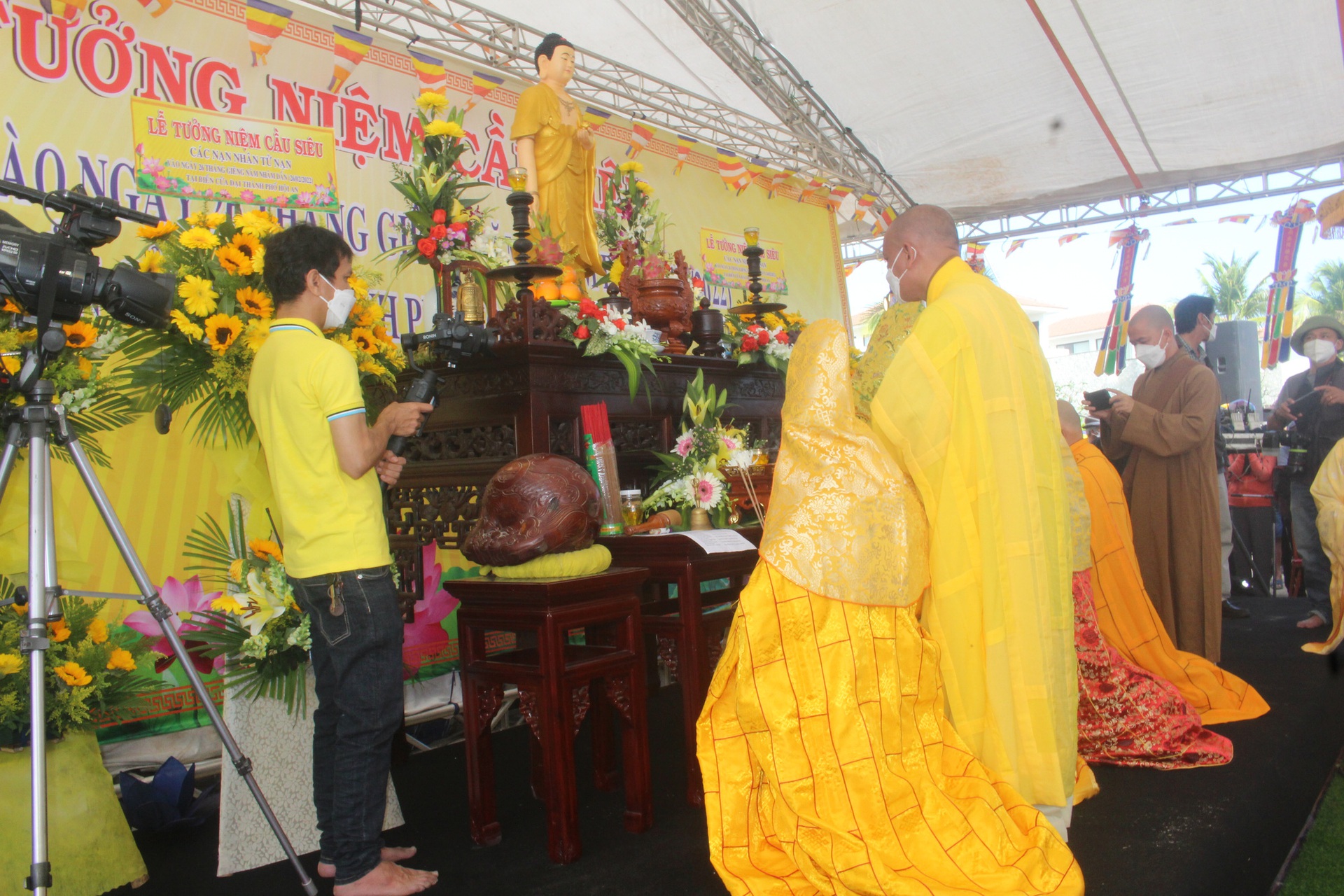 Vụ ch&igrave;m can&ocirc; 17 người chết ở Cửa Đại: Y&ecirc;u cầu thuyền trưởng kh&ocirc;ng đi khỏi nơi cư tr&uacute; - Ảnh 2.