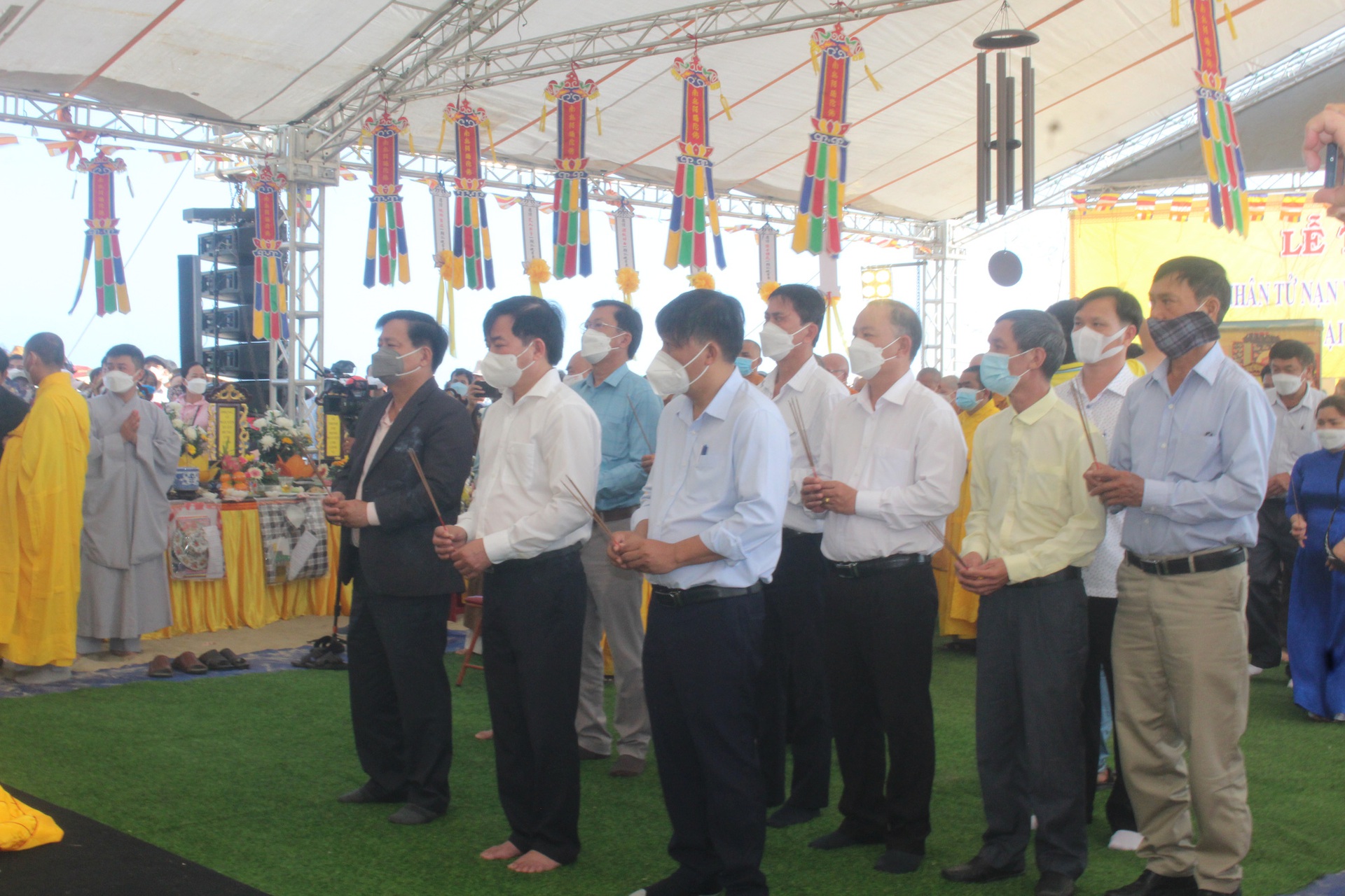 Vụ ch&igrave;m can&ocirc; 17 người chết ở Cửa Đại: Y&ecirc;u cầu thuyền trưởng kh&ocirc;ng đi khỏi nơi cư tr&uacute; - Ảnh 7.